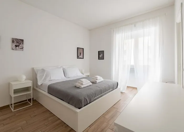 Loverhome Apartment 2